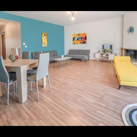 Thassian Riviera 호텔 *